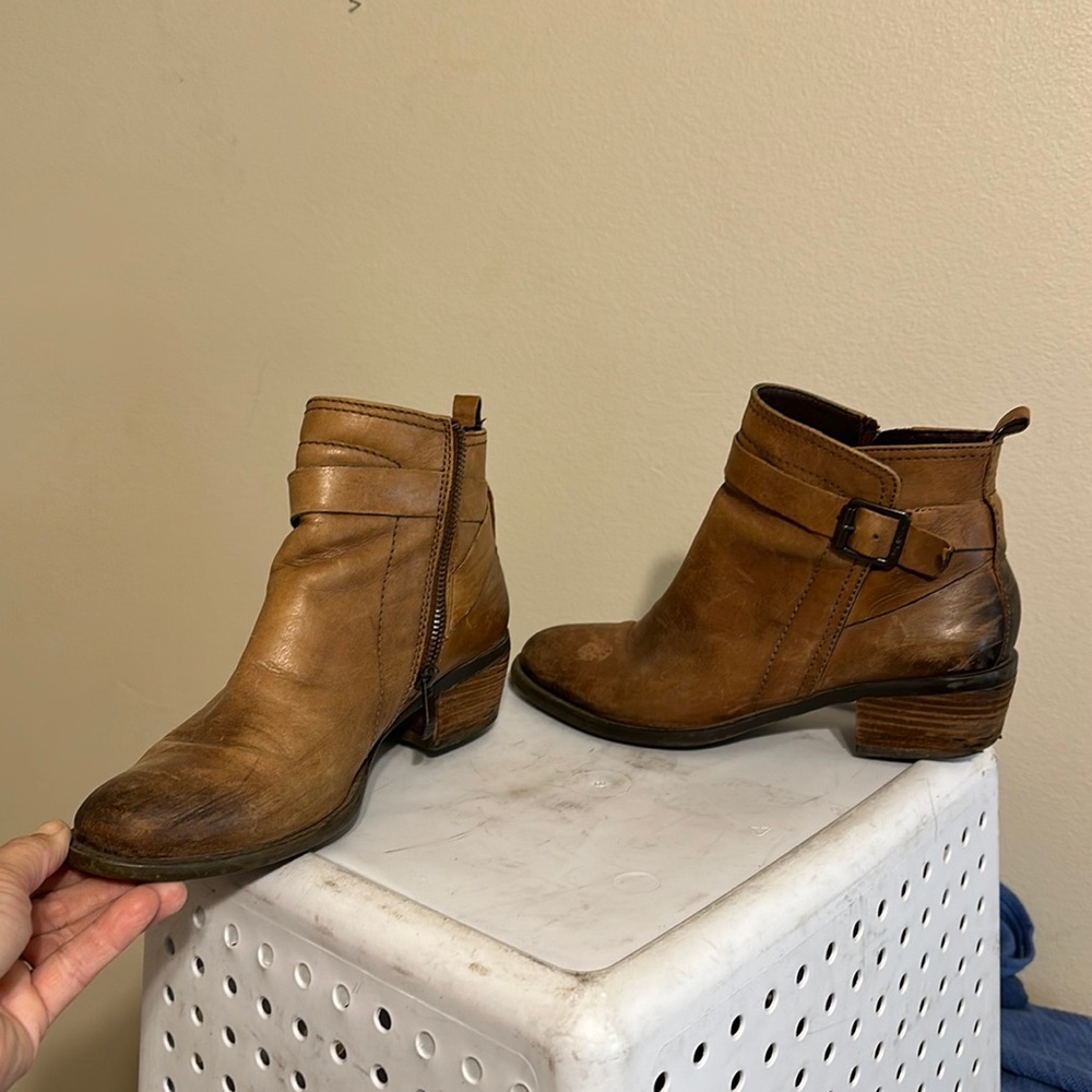 Vince Camino boots